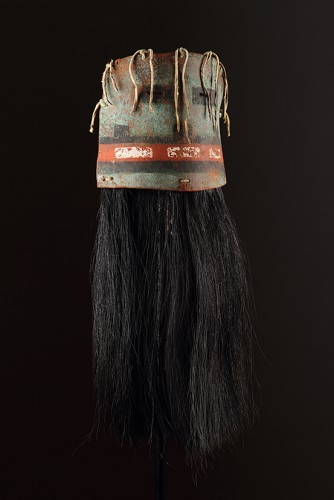 Masque de danse de Kachina Hopi « Mana » porté par un danseur incarnant un Kachina - Art Tribal Style 