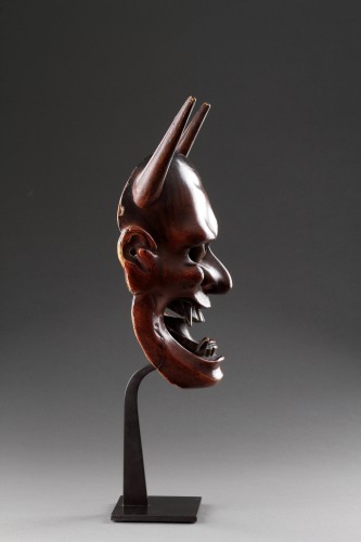 Antiquités - Masque en hinoki représentant « Ja »