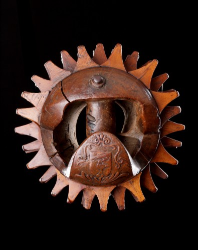 17th century - A Rare Example of a Tuscan Carved Walnut ‘Bracciale’ used for ‘Pallone Col 