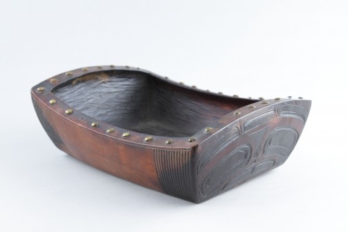 XIXe siècle - Plat cérémoniel - Peuples Tlingit, côte nord-ouest du Pacifique