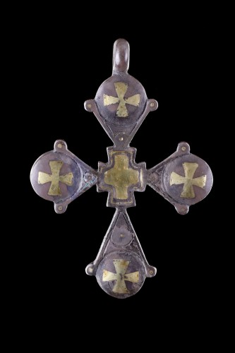 BC to 10th century - Byzantine Silver and Gold Inlaid Pendant Cross