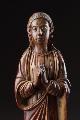 Indo-Portuguese Goa Carved Ivory Devotional Statuette of the Virgin Mary  - Religious Antiques Style 