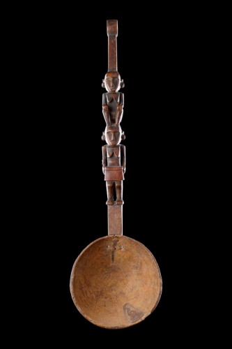 Antiquités - Figurative Ladle from Palau the Long Wooded Handle 