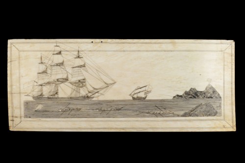 19th century - A Rare and Large Sailor’s Scrimshaw Pan-Bone Plaque 