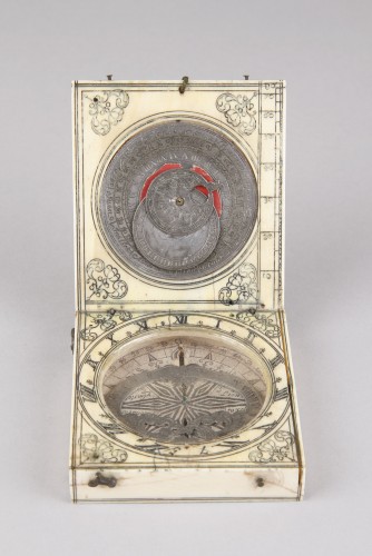 XVIIe siècle - Cadran solaire magnétique de Dieppe de type "Azimut" ou "Blound"