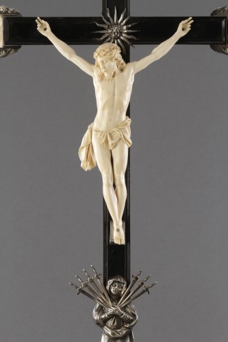 Antiquités - A South German Silver Mounted Devotional Crucifix 