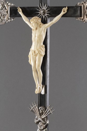 Antiquités - A South German Silver Mounted Devotional Crucifix 
