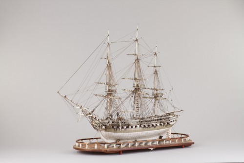 Exceptionnel modèle de navire réalisé par des prisonnier de guerre français - Finch and Co