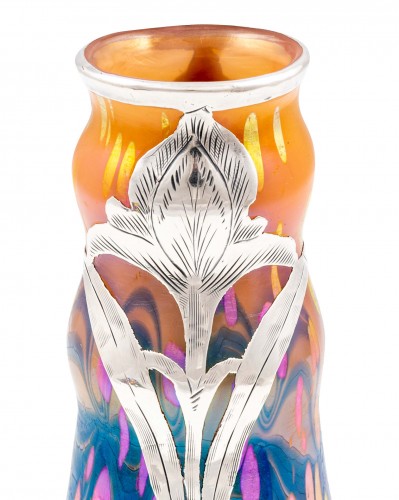Vase avec ornements argentés décor "Cytisus Neuroth" Loetz circa 1902 - Verrerie, Cristallerie Style Art nouveau