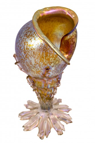 Grand vase en forme de coquille de conque Loetz Candia Papillon decor vers 1900 - Art nouveau