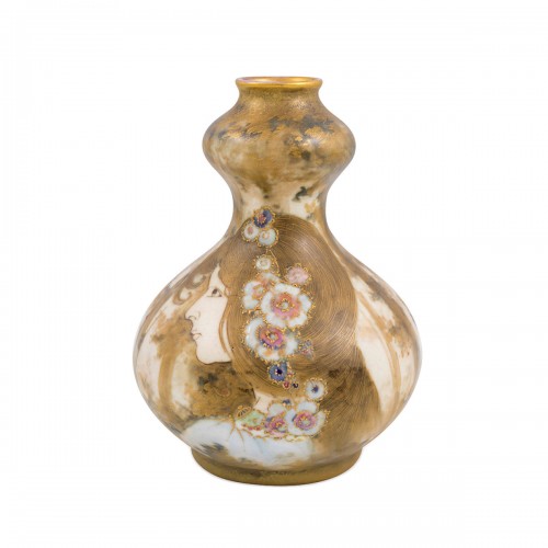 Petit vase Nikolaus Kannhäuser Amphora vers 1900 marqué
