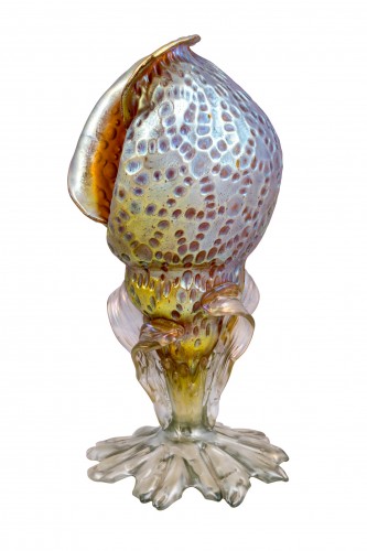 Art nouveau - Loetz Conch Shell Vase Diaspora decoration ca 1902 Art Nouveau Glass