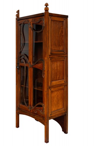 Art nouveau - Vitrine avec raccord en cuivre Gustave Serrurier-Bovy vers 1898