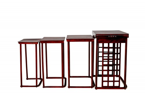 XXe siècle - Tables gigognes, conception Josef Hoffmann, réalisation J. & J. Kohn, modèle n° 988,