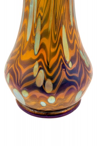 Vase à monture métallique Johann Loetz Witwe, décoration « Cytisus » - Verrerie, Cristallerie Style Art nouveau