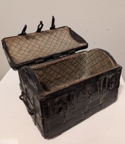 An iron bound domed Casket - Renaissance