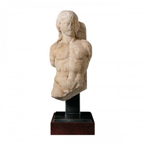 Un Trapezophoros avec le Torse d'un Jeune, peut-être Apollon
