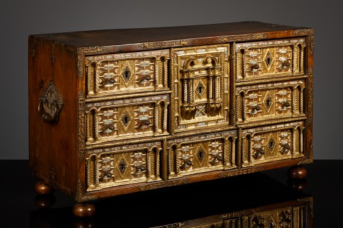 Mobilier Cabinet & Coffre - Papillero Vargueno