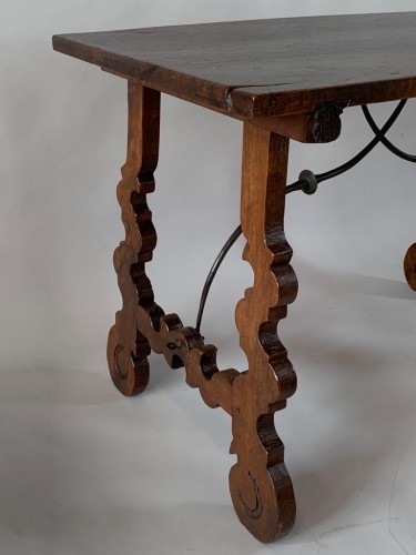 XVIIe siècle - Une Table à chevalets, Espagne premier quart du 17e siècle