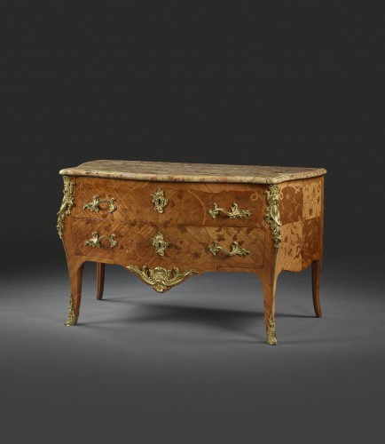 Louis XV Commode with crowned C stamped Rubestuck - Furniture Style Louis XV