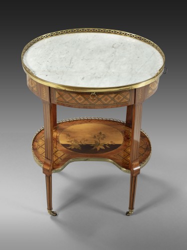 Table ovale estampillée Jean Pierre DUSSAUTOY (1719-1800) Paris - Mobilier Style Transition