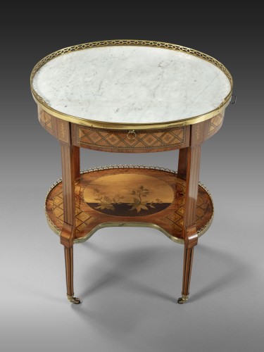 Oval-shaped table stamped Jean Pierre DUSSAUTOY (1719-1800) Paris - Furniture Style Transition