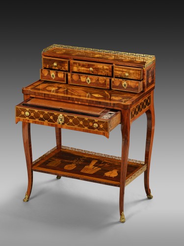 Bonheur du jour par Pierre HARRY MEWESEN (vers 1765) - Franck Anelli Fine Art