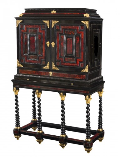 Cabinet Anversois en écaille de tortue et ébène