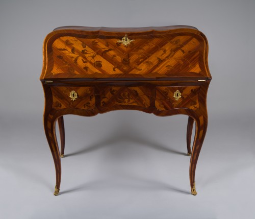 Bureau de pente estampillé H.HANSEN - Mobilier Style Louis XV