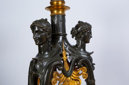XIXe siècle - Sellette en bronze ciselé et patiné