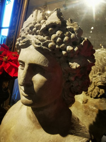 Antiquités - Stone bust representing Bacchus