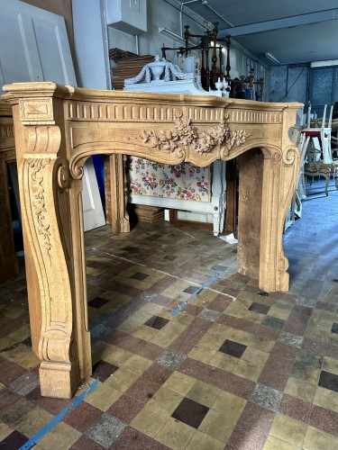 Solid oak mantel - 