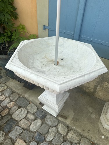 XIXe siècle - Fontaine en marbre de carrare