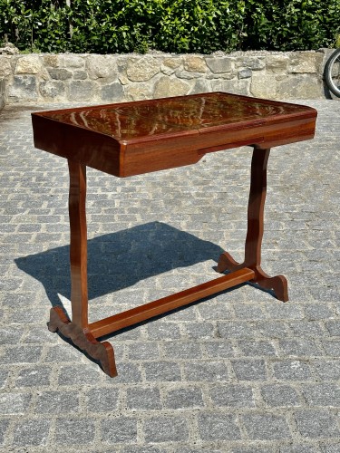 18th century - Reading table stamped Pierre-Antoine Veaux