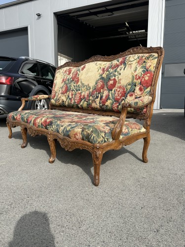 Seating  - Four Regence period armchairs and a sofa