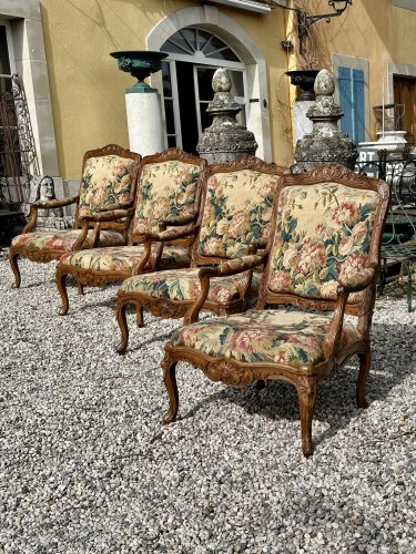 French Regence - Four Regence period armchairs and a sofa