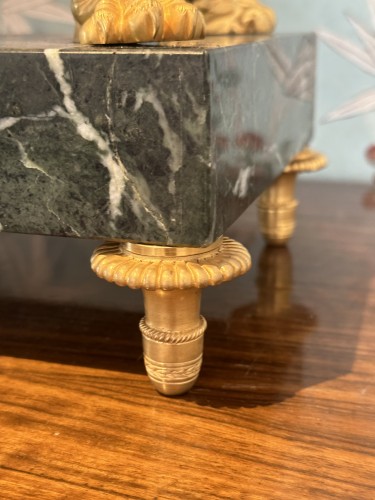 Importante pendule de cheminée d’époque Empire - Empire