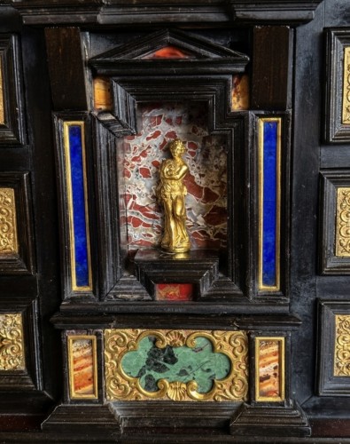XVIIe siècle - Cabinet Florentin