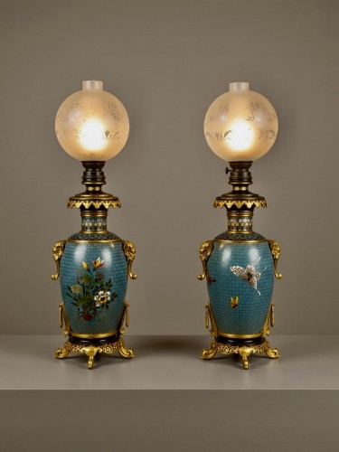 Lighting  - Ferdinand Barbedienne (1810–1893) Pair of lamps with cloisonné enamel decoration