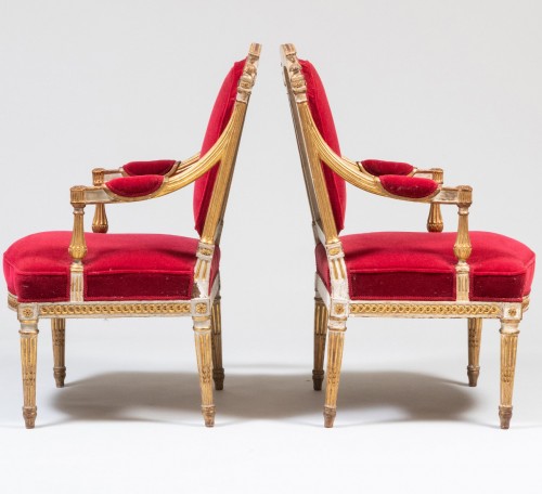 XVIIIe siècle - Paire de fauteuils a la Reine d'epoque Louis XVI