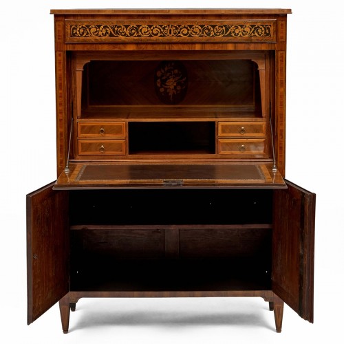 Mobilier Bureau et Secrétaire - Secretaire a abbatant d’epoque neoclassique, Italie de Nord (Region Lombardie)