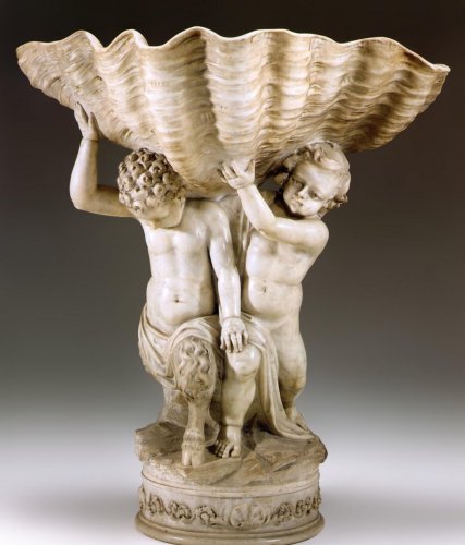 Very fine, Italian, sculpted marble fountain base of large dimensions - Sculpture Style 