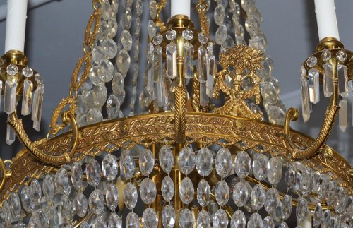 French, Charles X style, bronze d&#039;ore and cut crystal chandelier - 