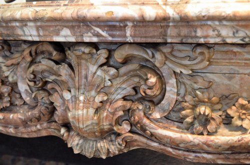 Louis XV style marble fireplace surround - Louis XV