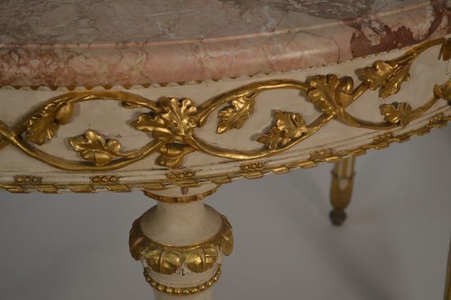 Pair of Italian, Neoclassical, painted and parcel-gilt demi-lune consoles - Furniture Style Louis XVI