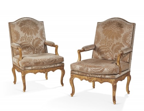 Pair of French, Regence period fauteuils a la Reine