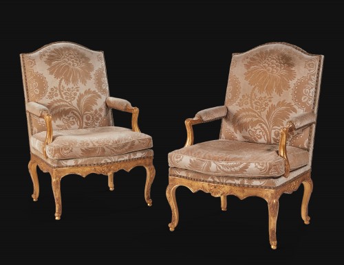 Pair of French, Regence period fauteuils a la Reine - Seating Style French Regence