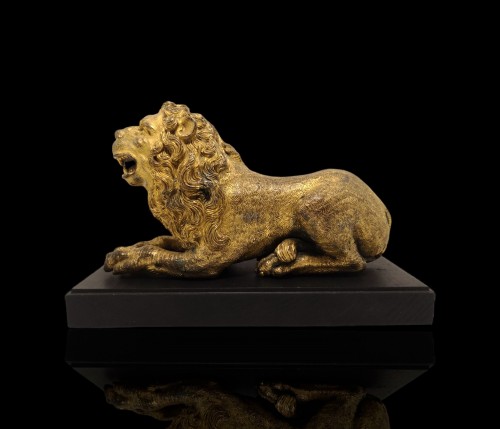 Antiquités - Lion Renaissance en bronze doré, Augsbourg XVIe siècle