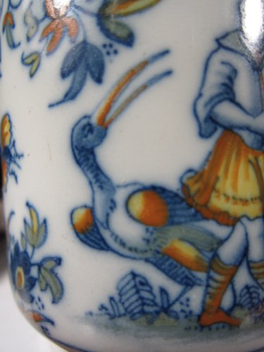 18th century - A faïence jar with Chinoiseries decoration, Alcora 1735-60