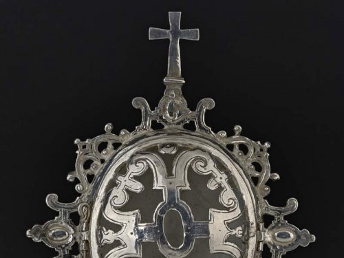 A Spanish silver reliquary medallion dedicated to Saint Erasmus, circa 1580 - Religious Antiques Style Renaissance